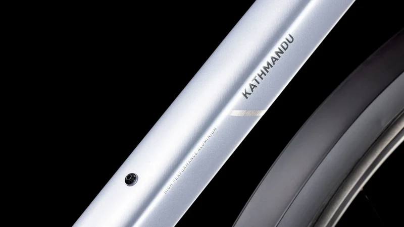 Cube Kathmandu Pro silverblue´n´grey