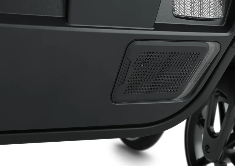Chariot Cab Dark Slate - 2025